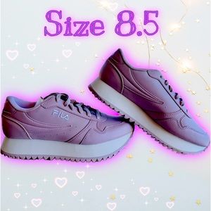 Women's Orbit Purple Size 8.5 NWT